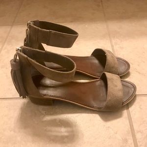 Tan Heels with Tassel Zipper